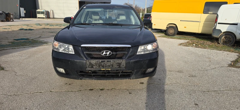 Hyundai Sonata 2.4i кожа , снимка 2 - Автомобили и джипове - 49564109