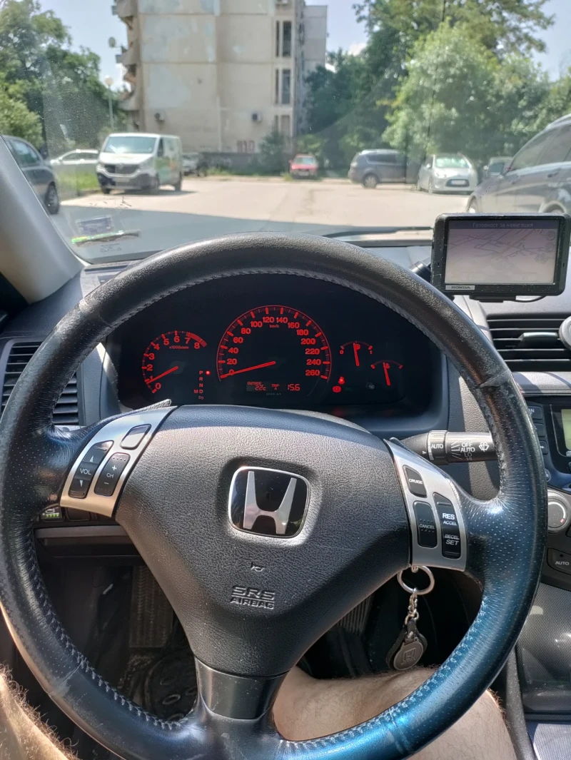 Honda Accord 2.0I, снимка 9 - Автомобили и джипове - 50582707