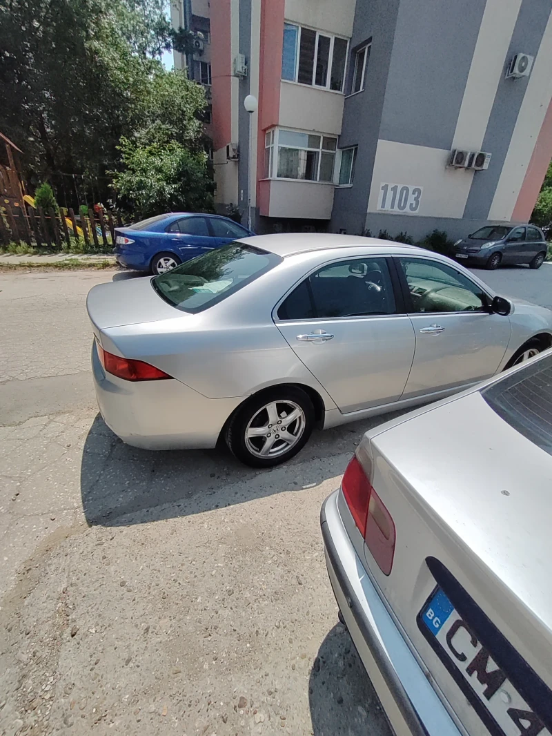 Honda Accord 2.0I, снимка 6 - Автомобили и джипове - 50582707
