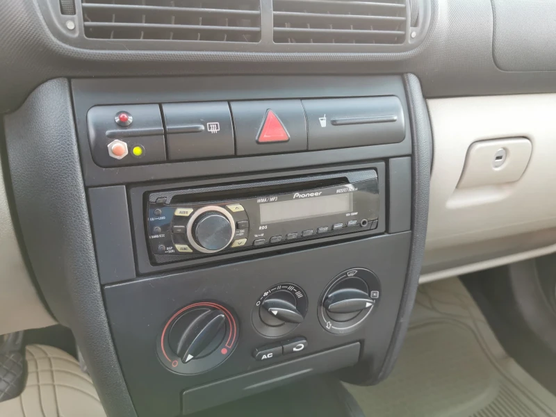 Seat Toledo 1.6 SR Газов Инж. , снимка 9 - Автомобили и джипове - 51160559