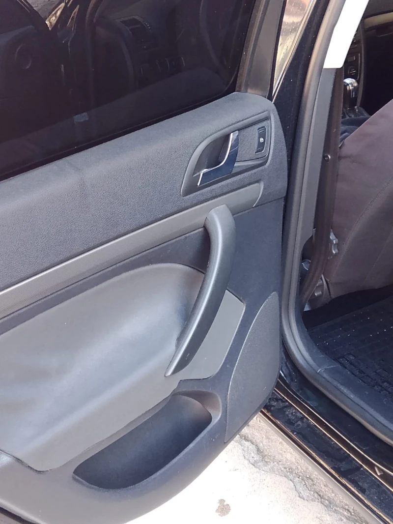 Skoda Octavia 2.0 tdi, снимка 7 - Автомобили и джипове - 52542929