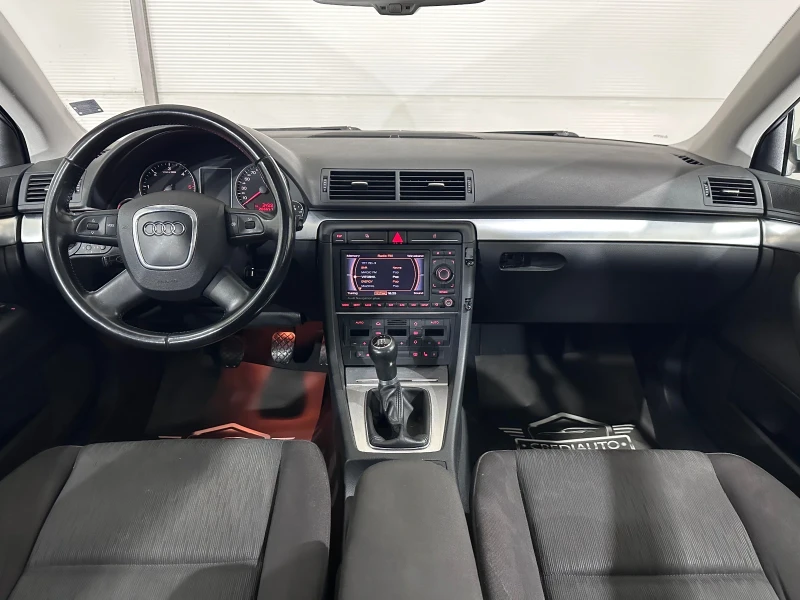 Audi A4 * NAVI* , снимка 8 - Автомобили и джипове - 53071619