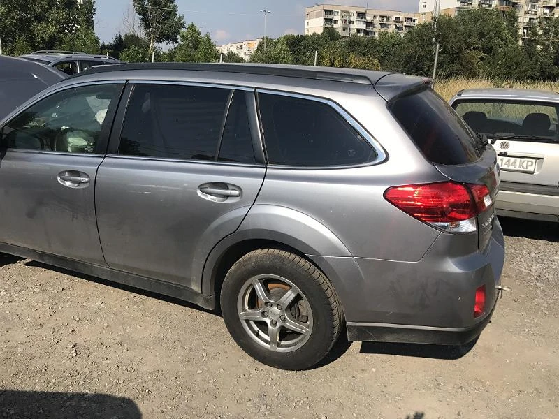 Subaru Outback 2.0D , снимка 9 - Автомобили и джипове - 18801851