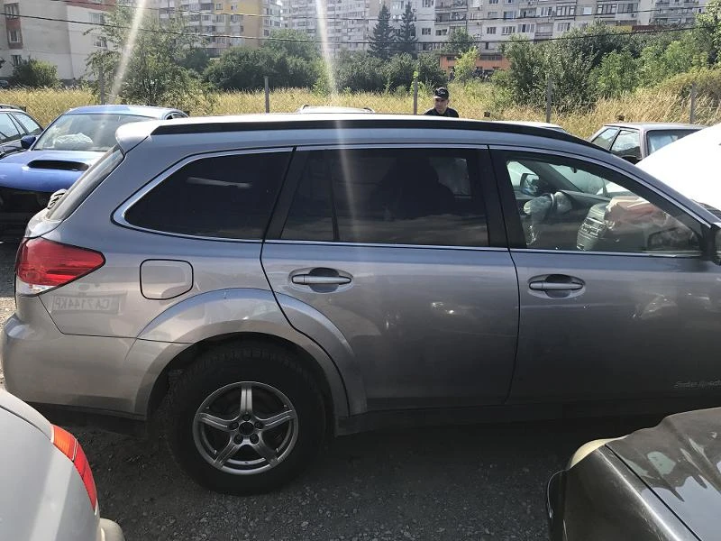 Subaru Outback 2.0D , снимка 8 - Автомобили и джипове - 18801851