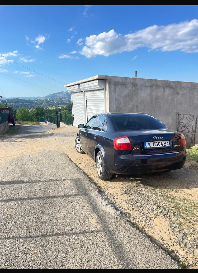 Audi A4, снимка 2 - Автомобили и джипове - 48269611