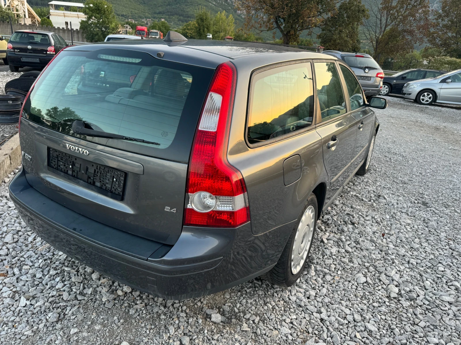 Volvo V50 2.4i KLIMA  - изображение 5