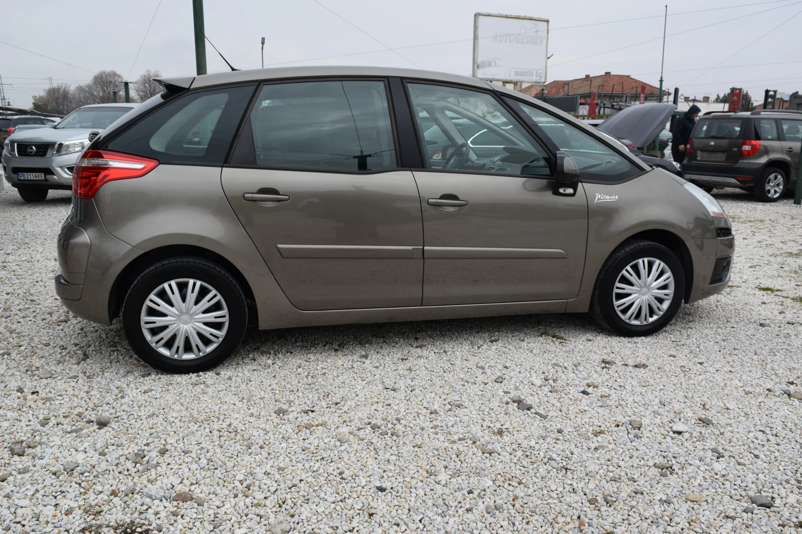 Citroen C4 Picasso 1, 6i Газ - изображение 7