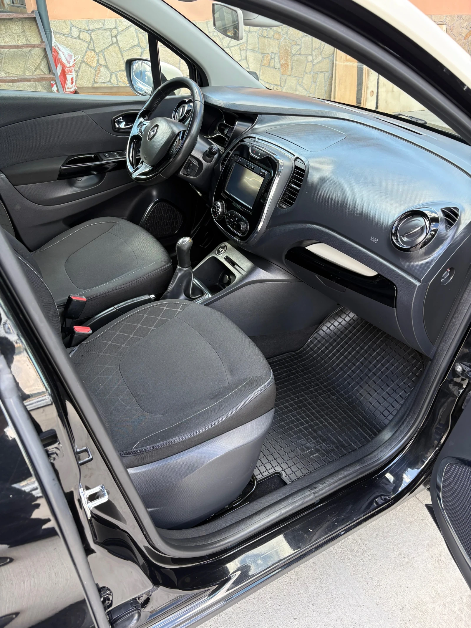 Renault Captur 1.5DCI - изображение 4
