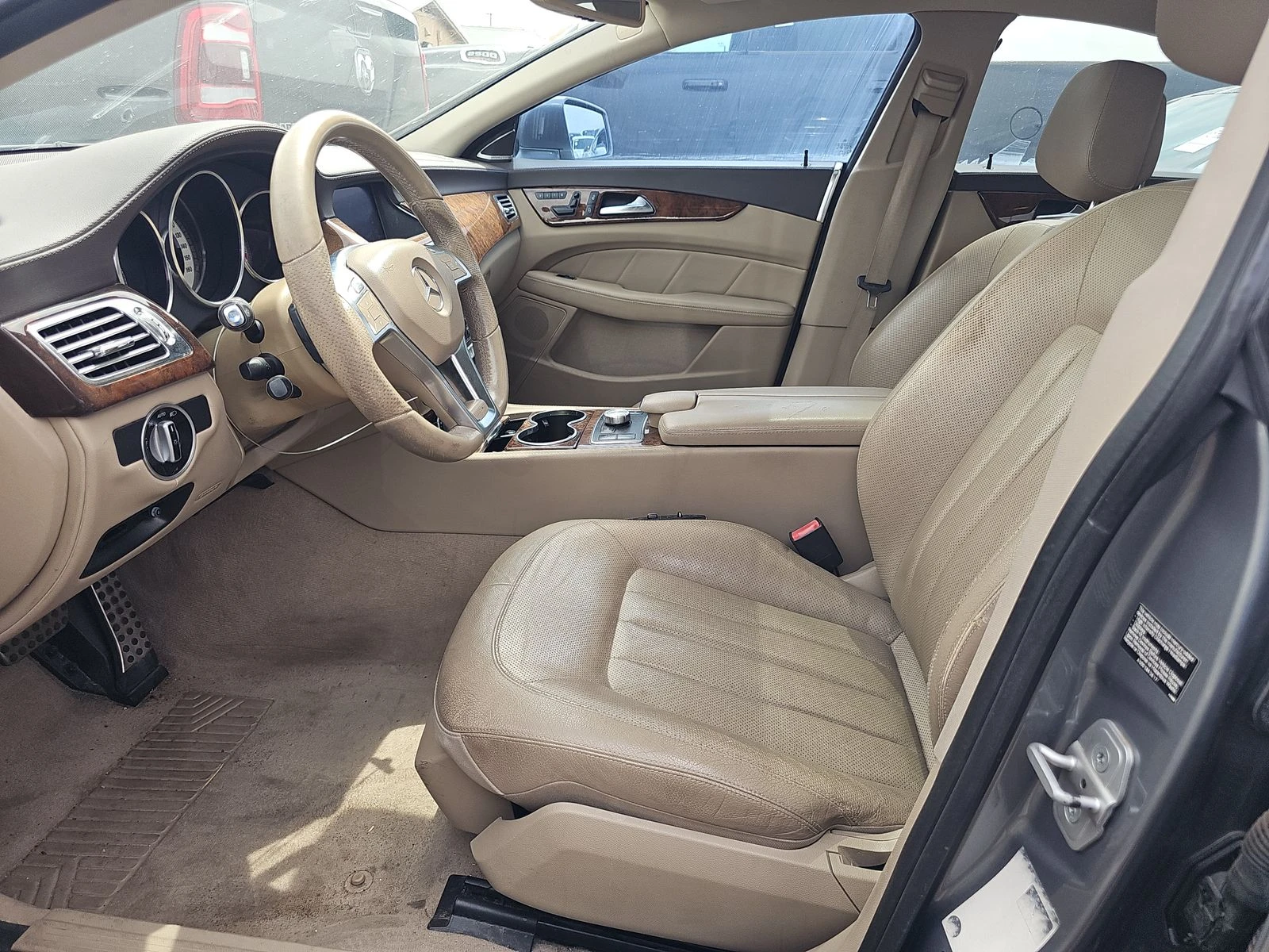 Mercedes-Benz CLS 550 AMG* LANE ASSIST* HARMAN* KEYLESS GO* ПОДГРЕВ* М.Т - изображение 8