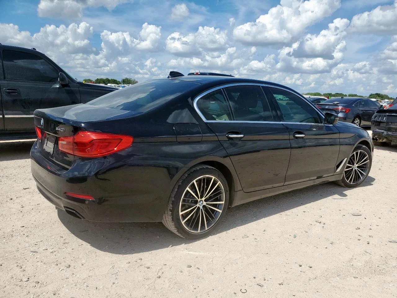 BMW 540 AMBI/ПАНОРАМА/HARMAN KARDON/КАМЕРА/ - изображение 4