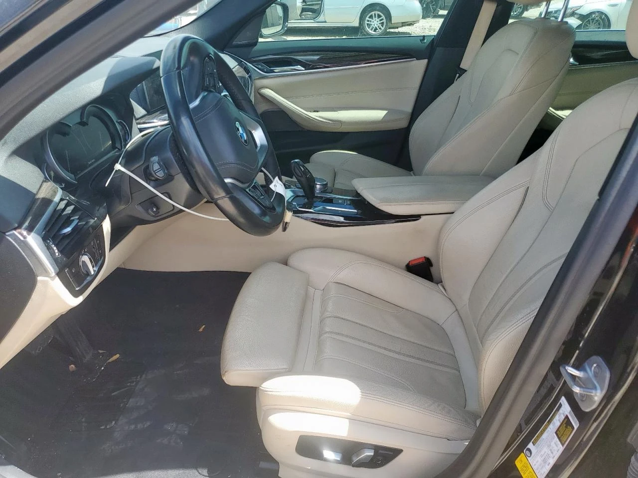 BMW 540 AMBI/ПАНОРАМА/HARMAN KARDON/КАМЕРА/ - изображение 7