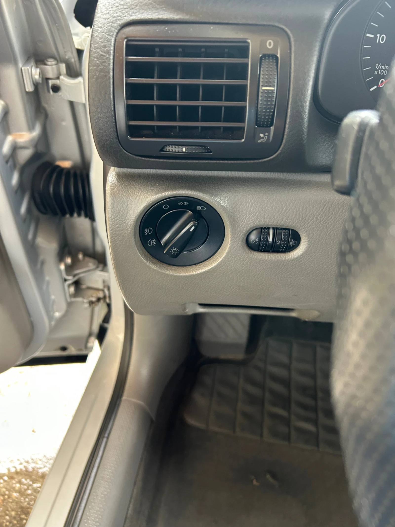 VW Passat | Mobile.bg   4