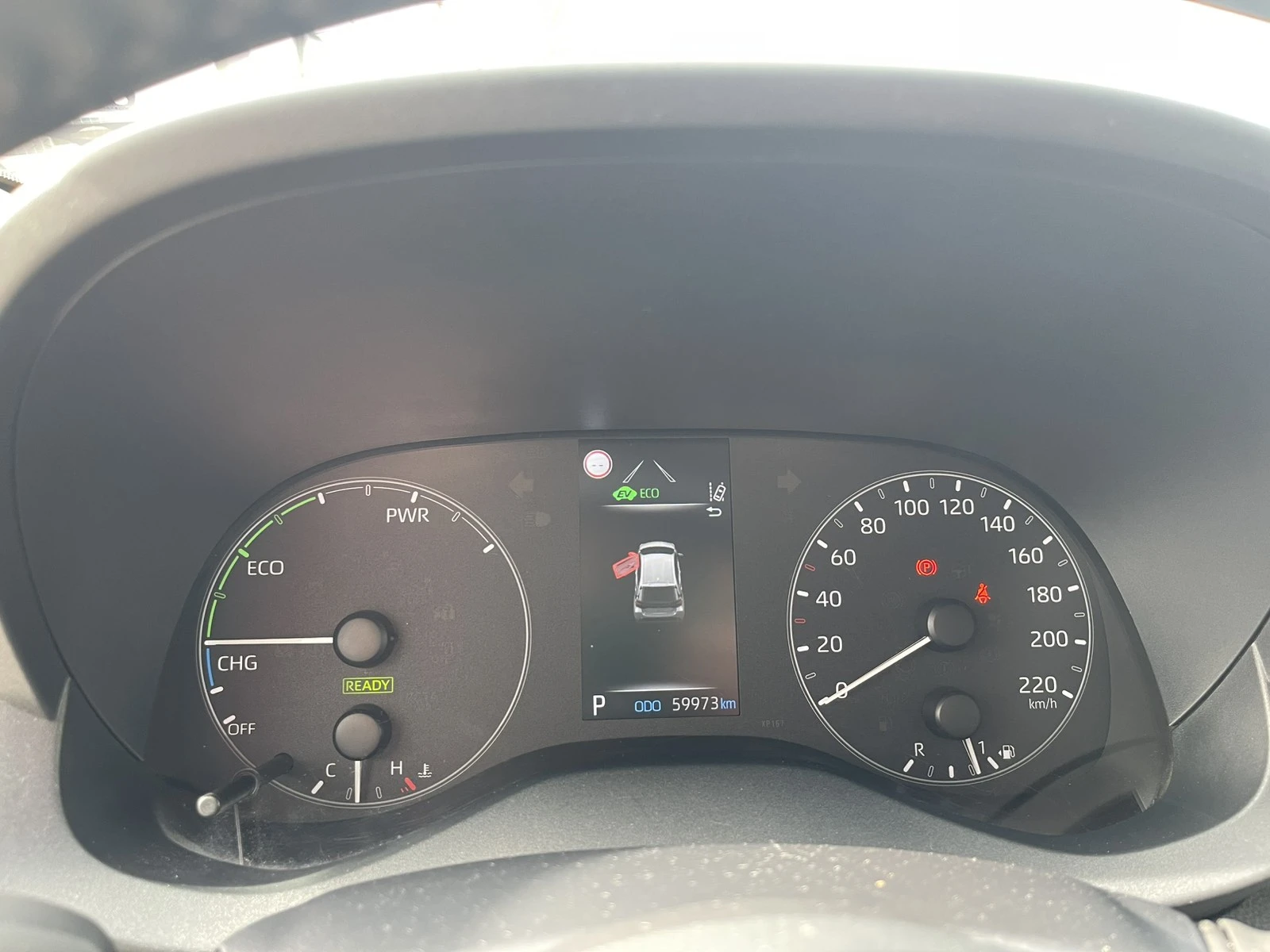 Toyota Yaris 1.5 HYBRID CHIC  - изображение 9