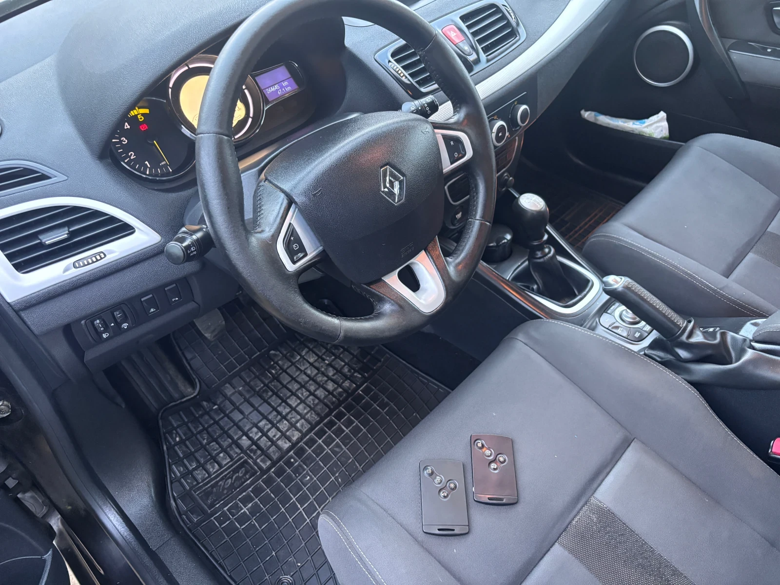 Renault Megane 1.5 dci - изображение 5