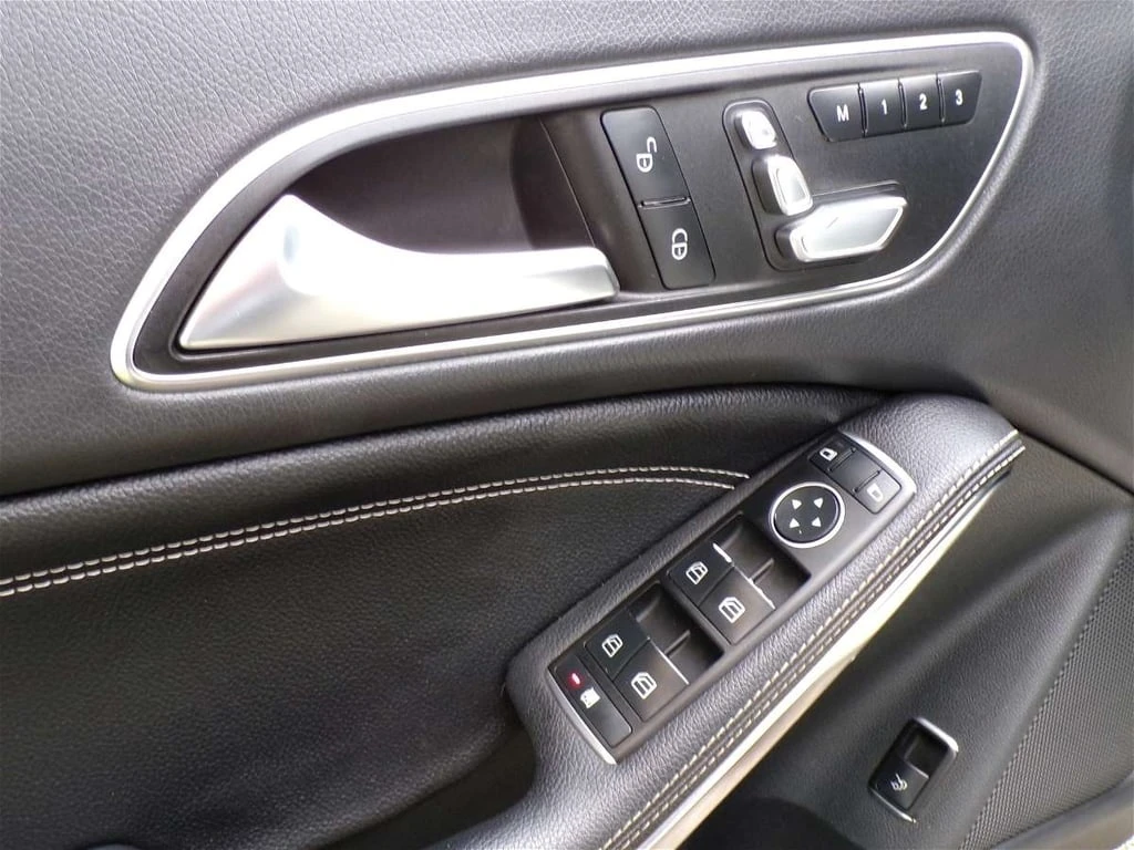 Mercedes-Benz CLA 250 ���* 4M * CARFAX * ����������� | Mobile.bg � ����������� 13