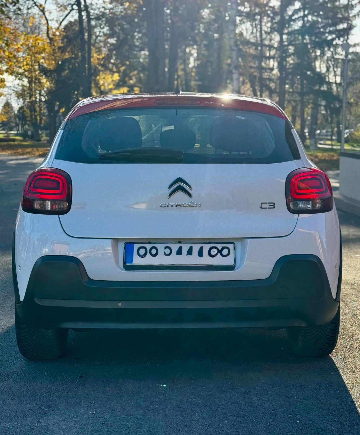 Citroen C3 1.2 - PureTech- SHINE, снимка 4 - Автомобили и джипове - 53822772
