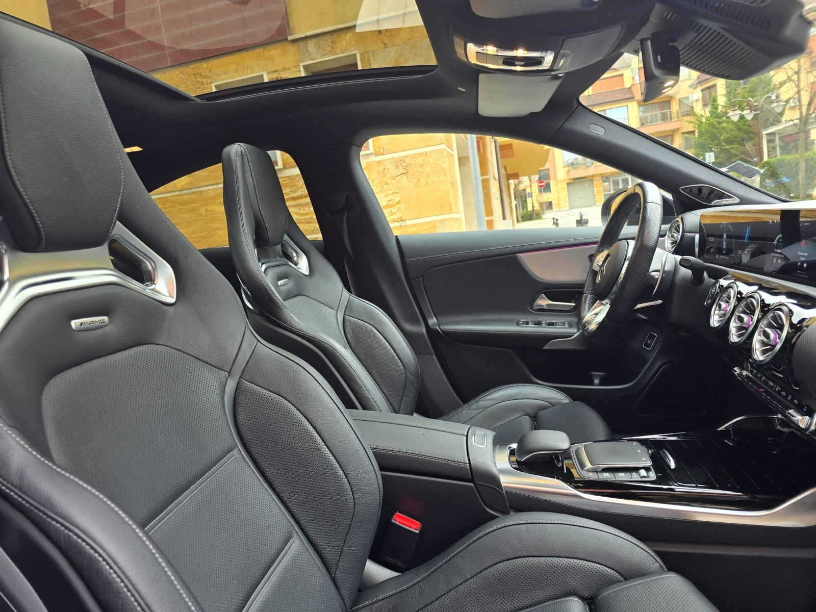 Mercedes-Benz CLA 350 AMG Aero Package 4matic, снимка 8 - Автомобили и джипове - 54046277