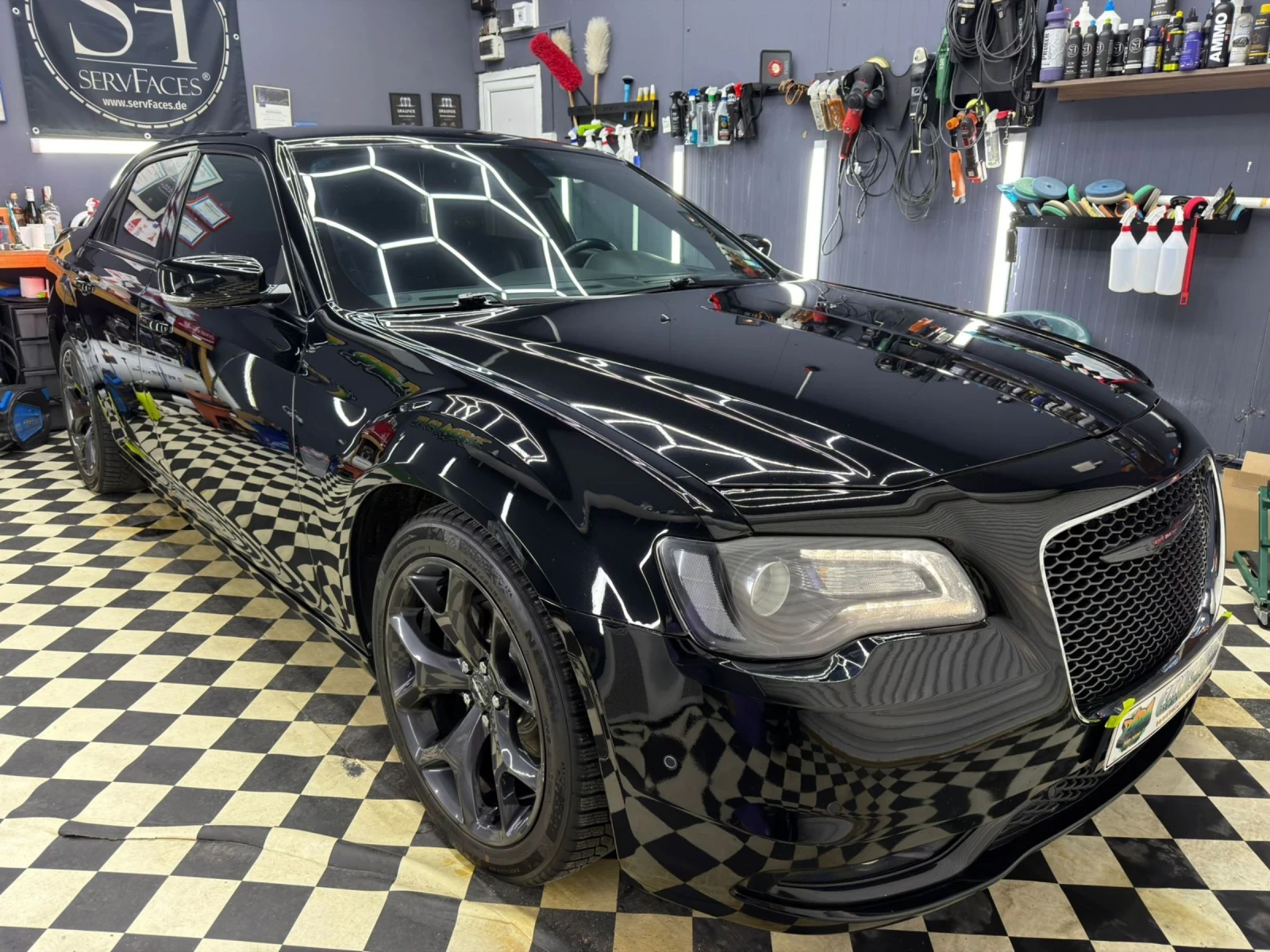 Chrysler 300c S