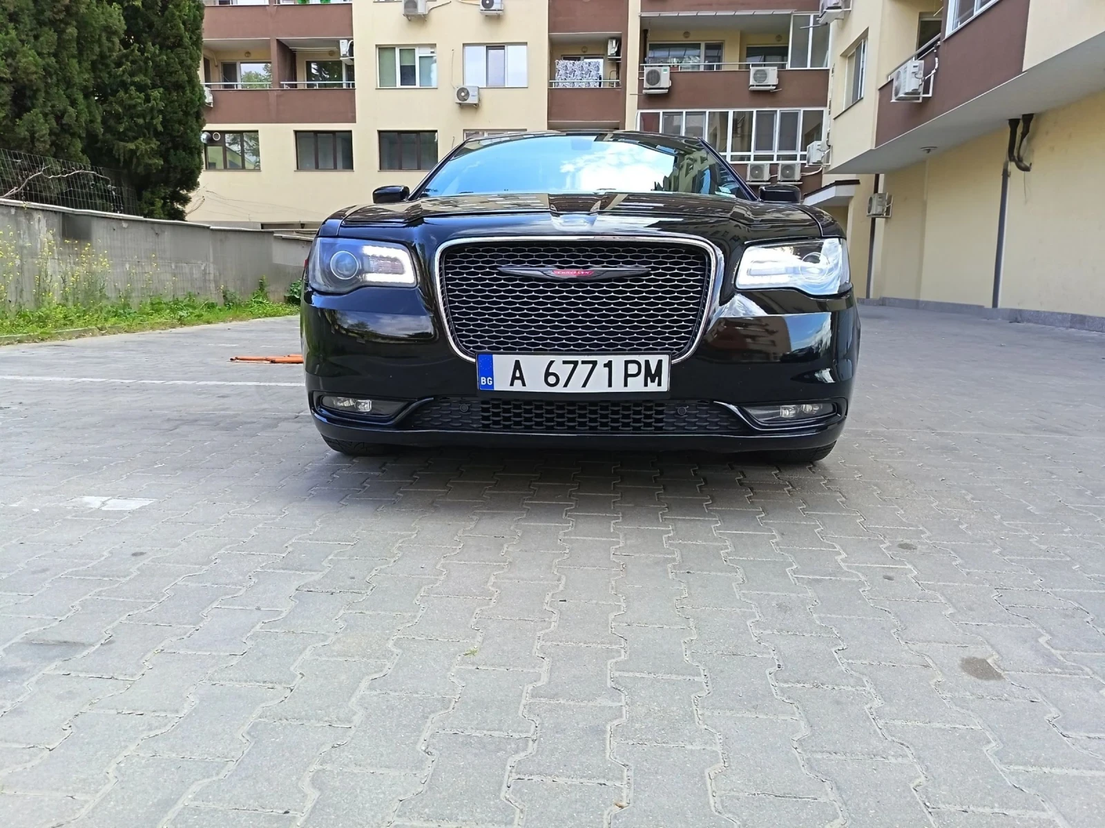 Chrysler 300c S