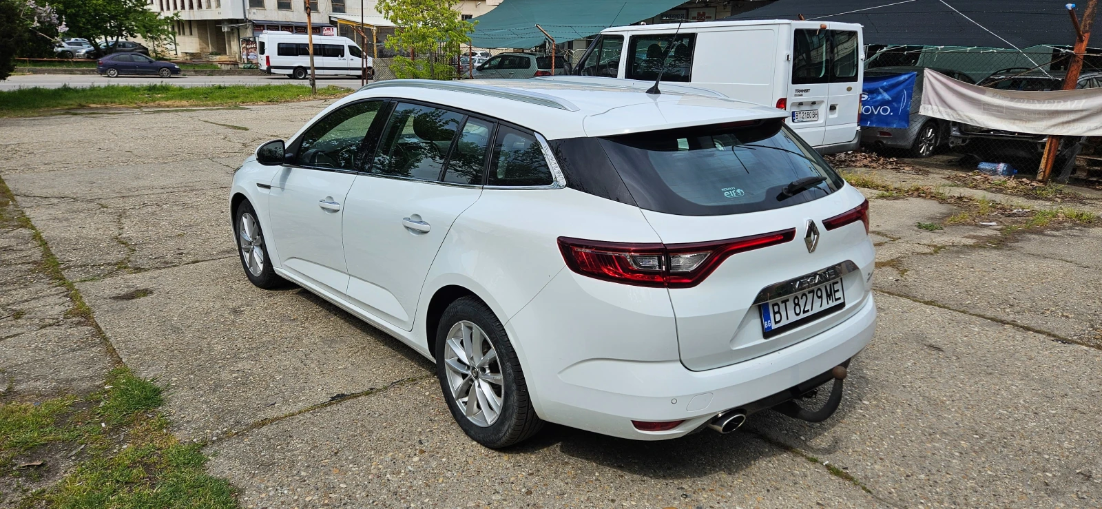 Renault Megane 1.5DCI, снимка 4 - Автомобили и джипове - 54412273
