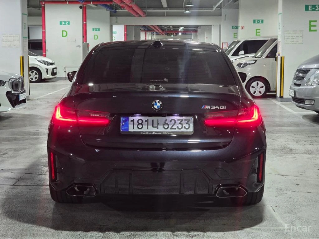 BMW 340 i* HARMAN* HEAD-UP* DISTRONIC* CARBON* 360 КАМЕРИ, снимка 4 - Автомобили и джипове - 54710355