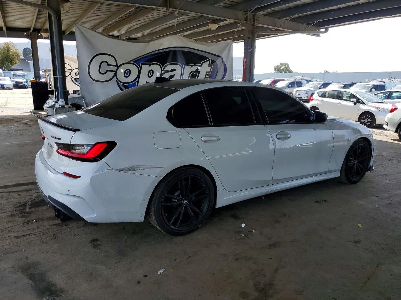 BMW M3 3.0l 40I, снимка 3 - Автомобили и джипове - 54726055