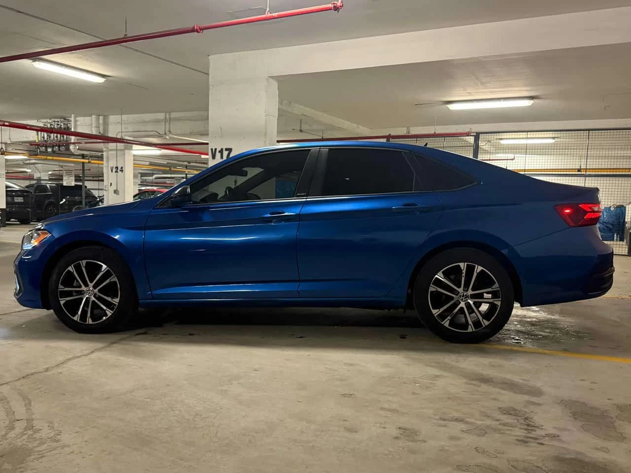VW Jetta * Comfortline * АВТОКРЕДИТ БЕЗ ПЪРВОНАЧАЛНА ВНОСКА, снимка 2 - Автомобили и джипове - 54908594