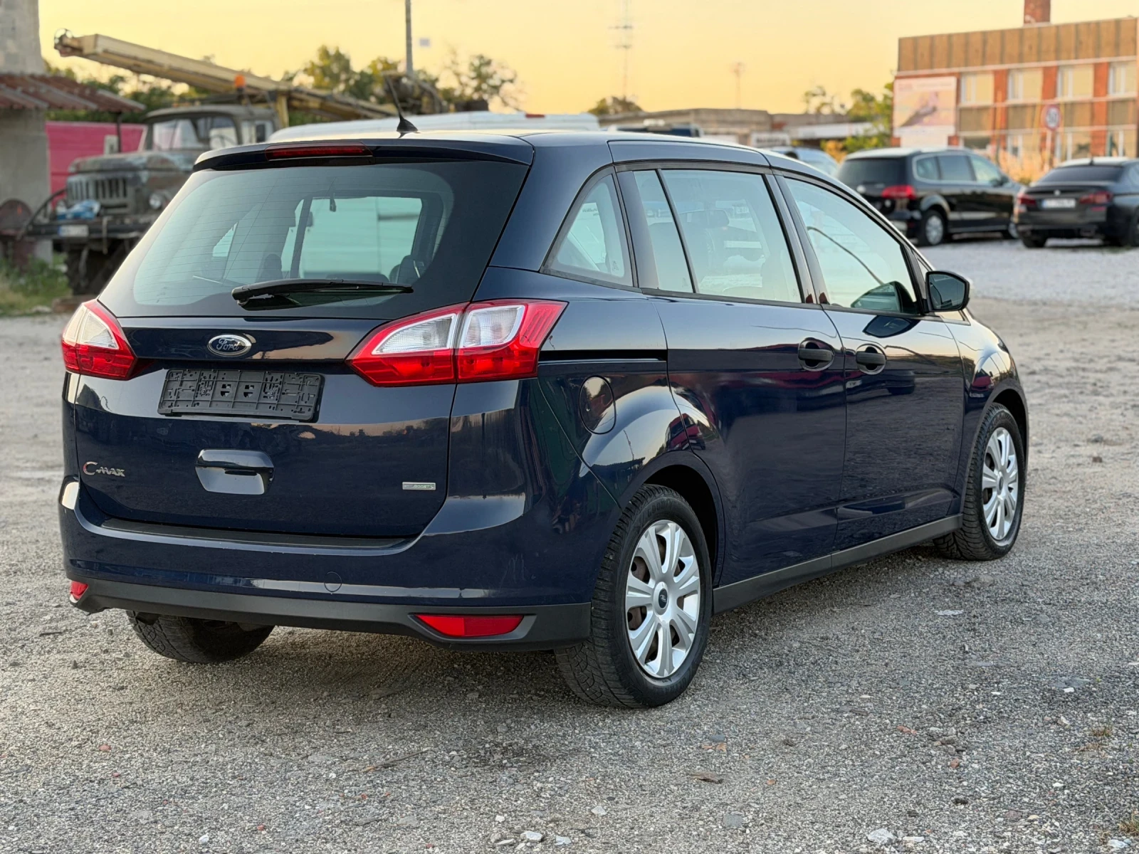 Ford Grand C-Max 100 к.с, снимка 7 - Автомобили и джипове - 55063022
