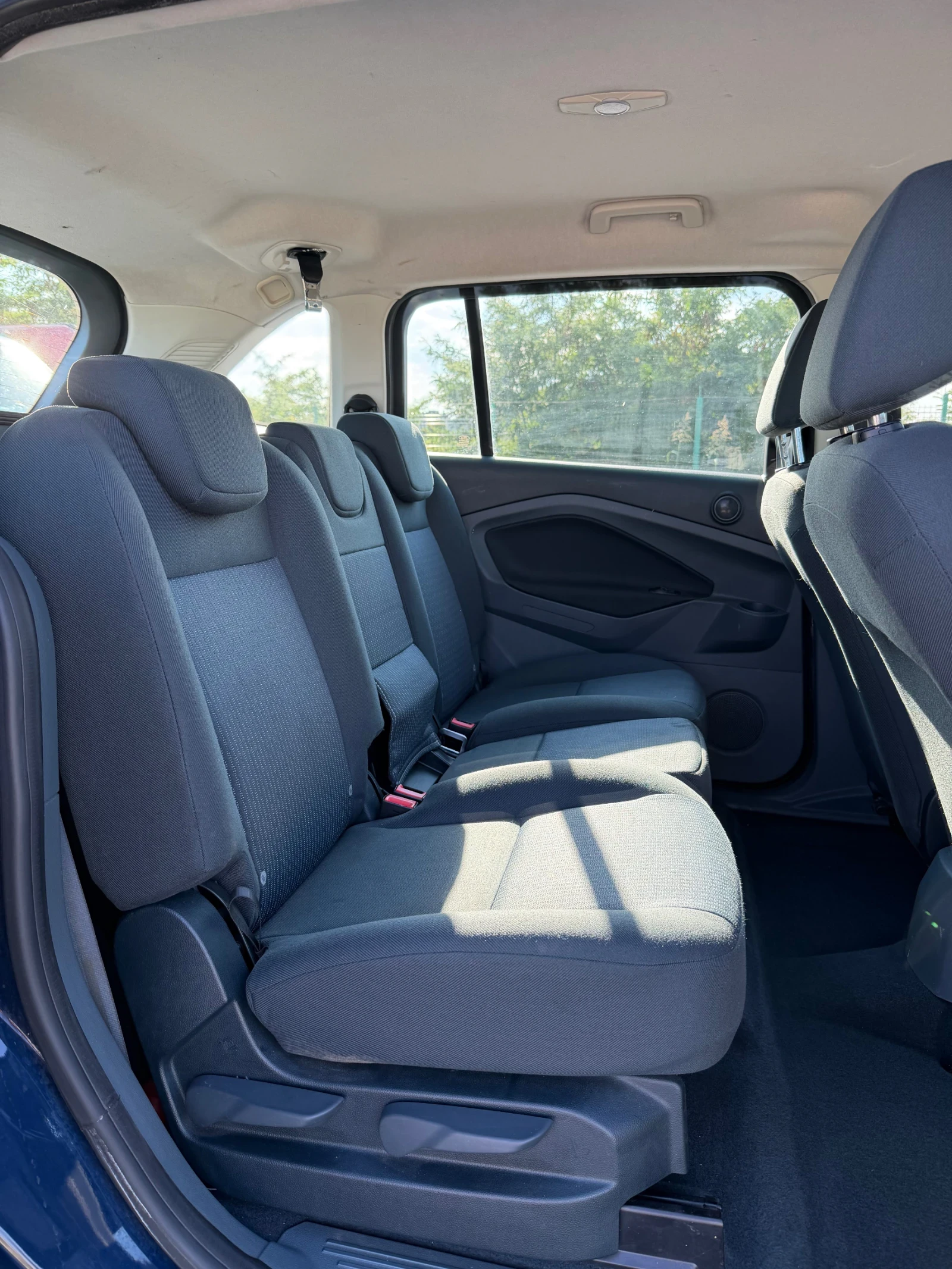 Ford Grand C-Max 100 к.с, снимка 16 - Автомобили и джипове - 55063022