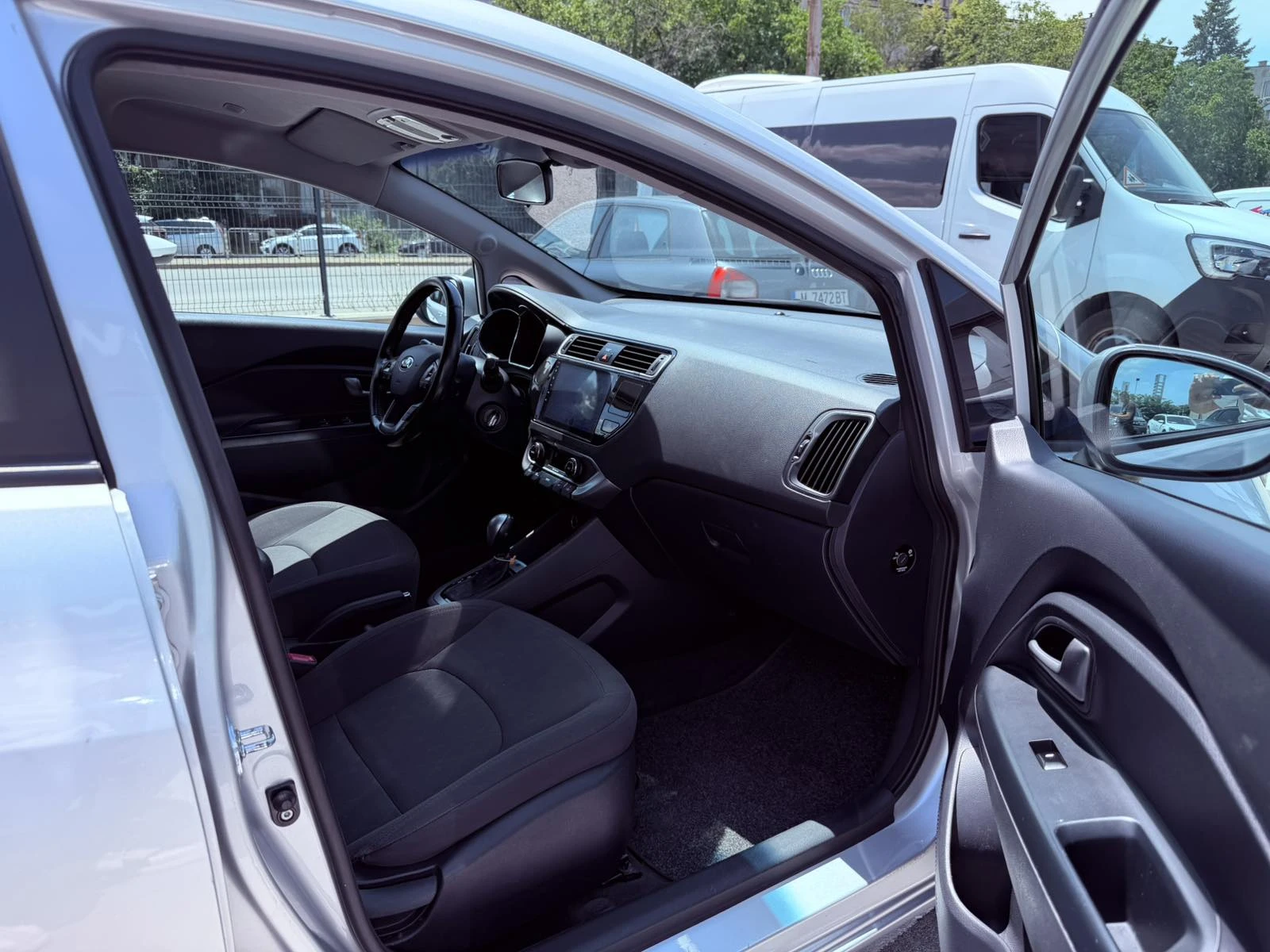 Kia Rio 1.4i LPG 110k.c. | Mobile.bg � ����������� 11