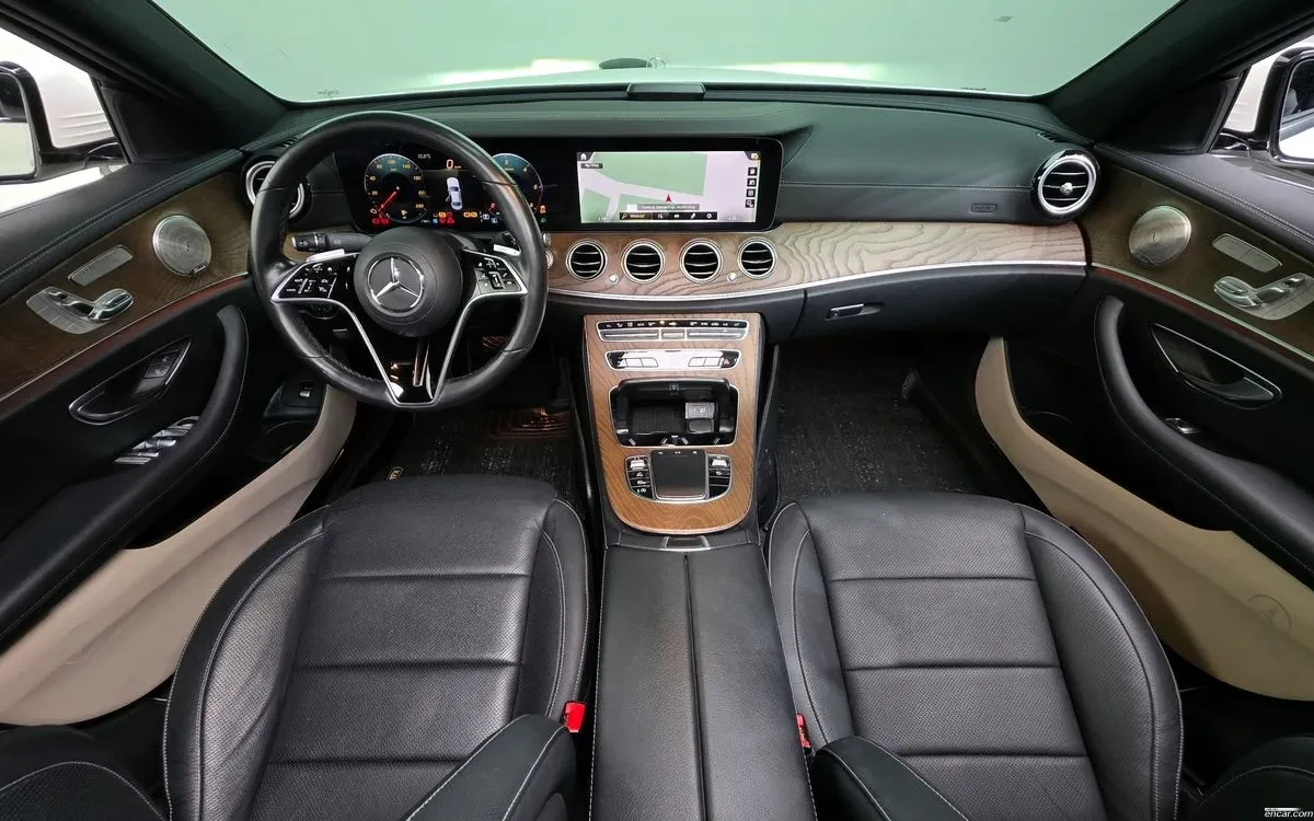 Mercedes-Benz E 220 d 4Matic EXLUSIVE, снимка 7 - Автомобили и джипове - 55507341