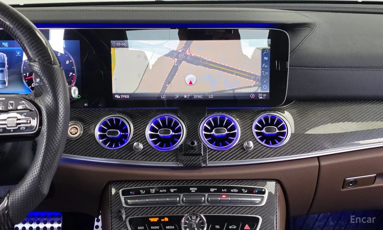 Mercedes-Benz E 63 AMG burmester* multibeam led* Parking Assist, снимка 11 - Автомобили и джипове - 55806076
