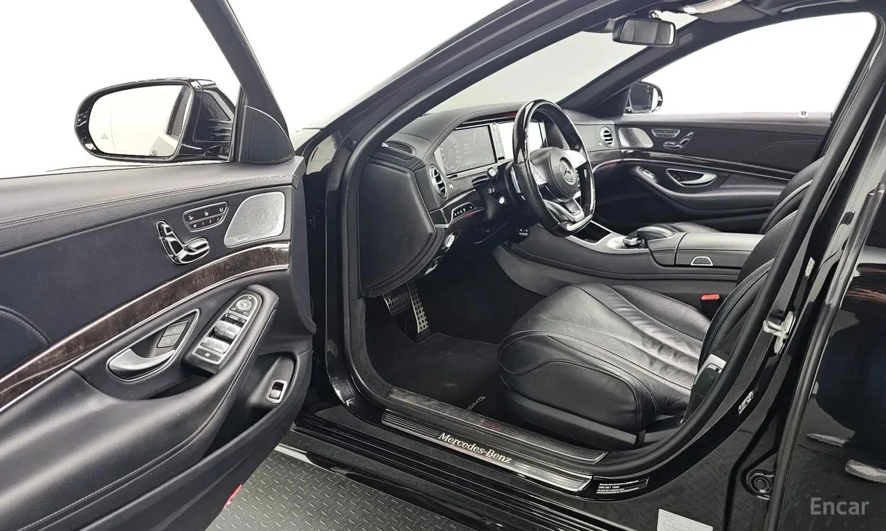 Mercedes-Benz S 350 АМГ 63 ПАКЕТ/d 4MATIC/ДИСТ/360/ХЕДЪП/МАСАЖИ/ОБДУХ/, снимка 11 - Автомобили и джипове - 55903719