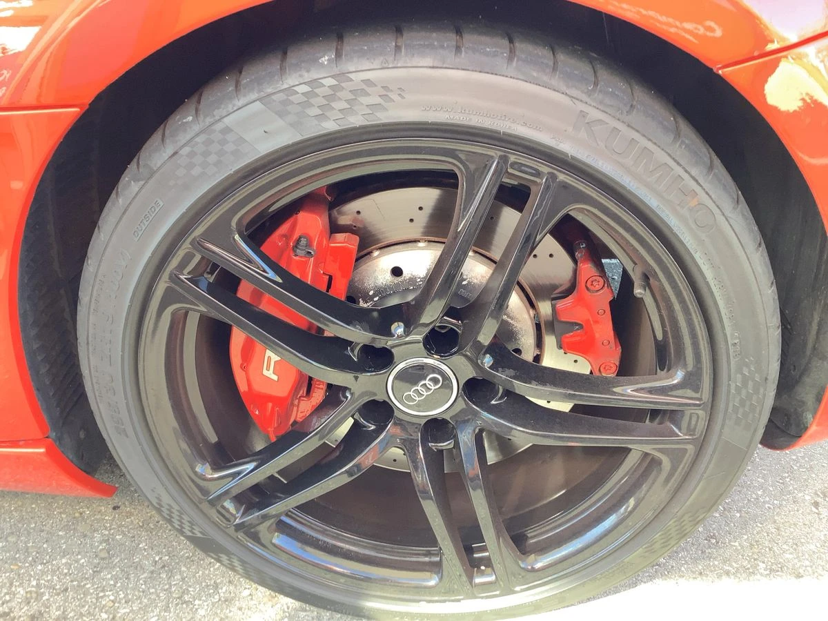 Audi R8 4.2 V8 FSI quattro 49000км., снимка 13 - Автомобили и джипове - 56076522