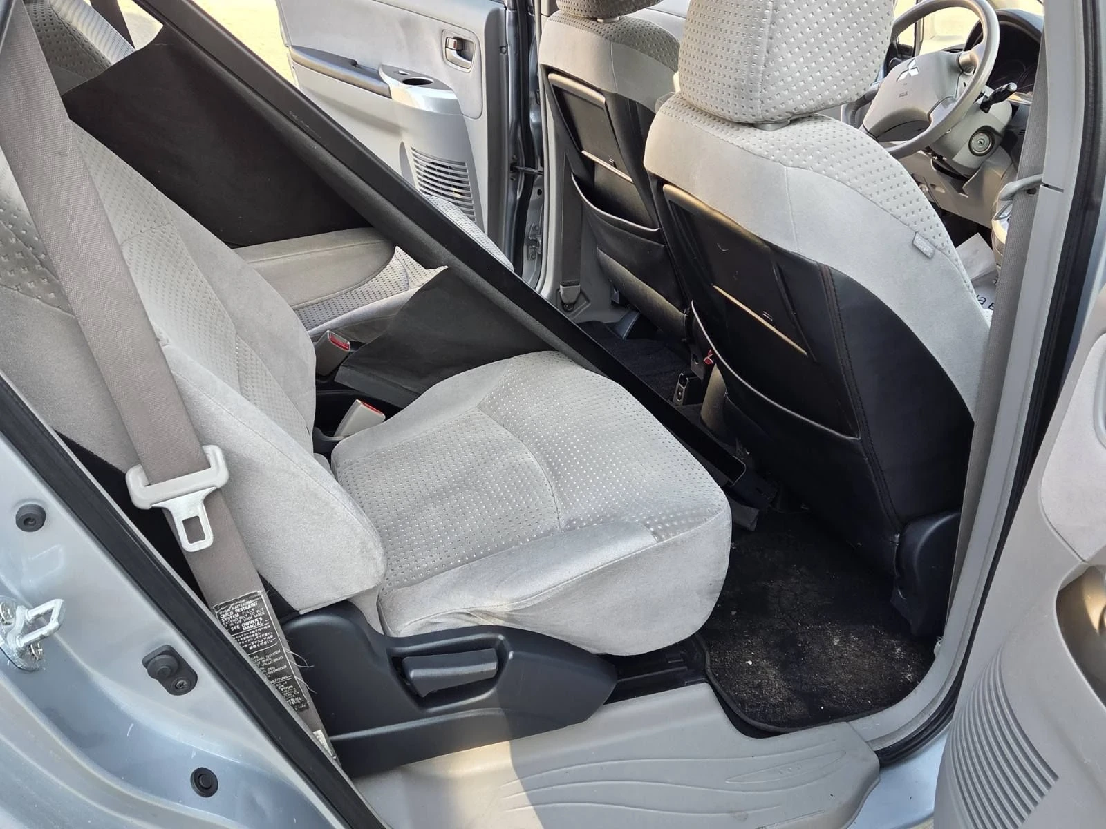 Mitsubishi Grandis 2.4 gaz | Mobile.bg � ����������� 8