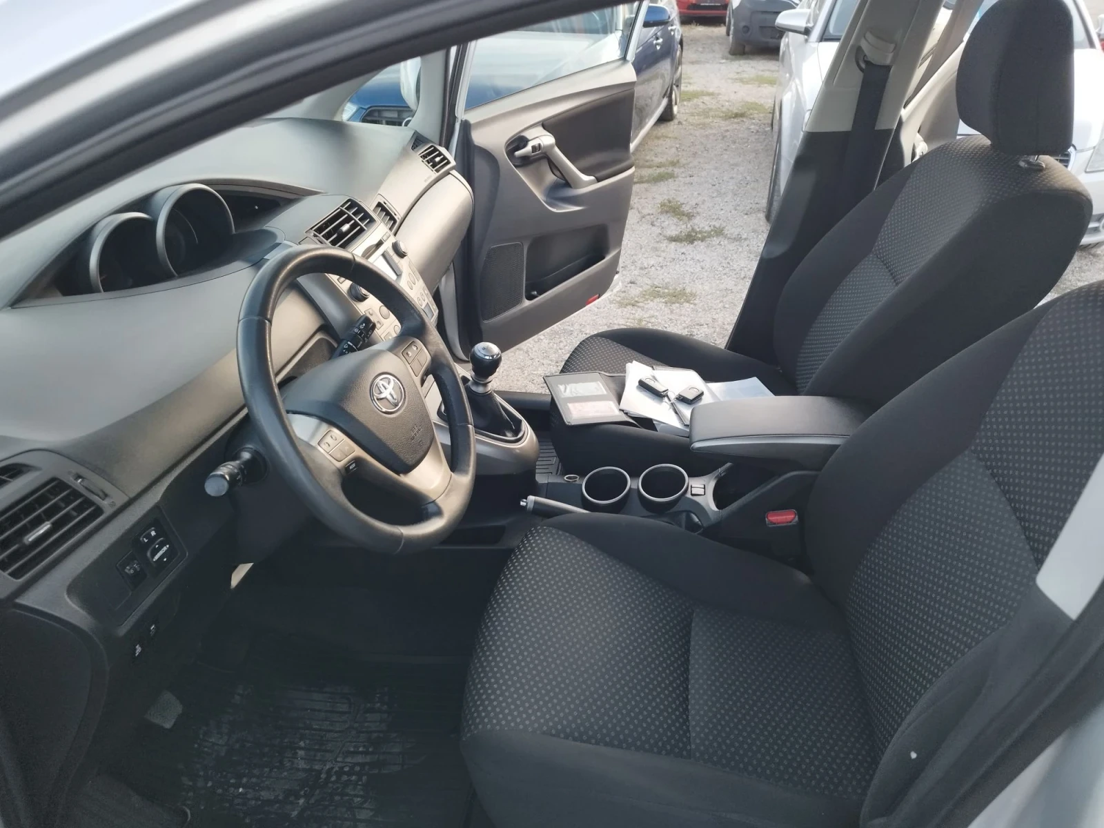 Toyota Verso 2.0 D4D  EURO5 | Mobile.bg � ����������� 11