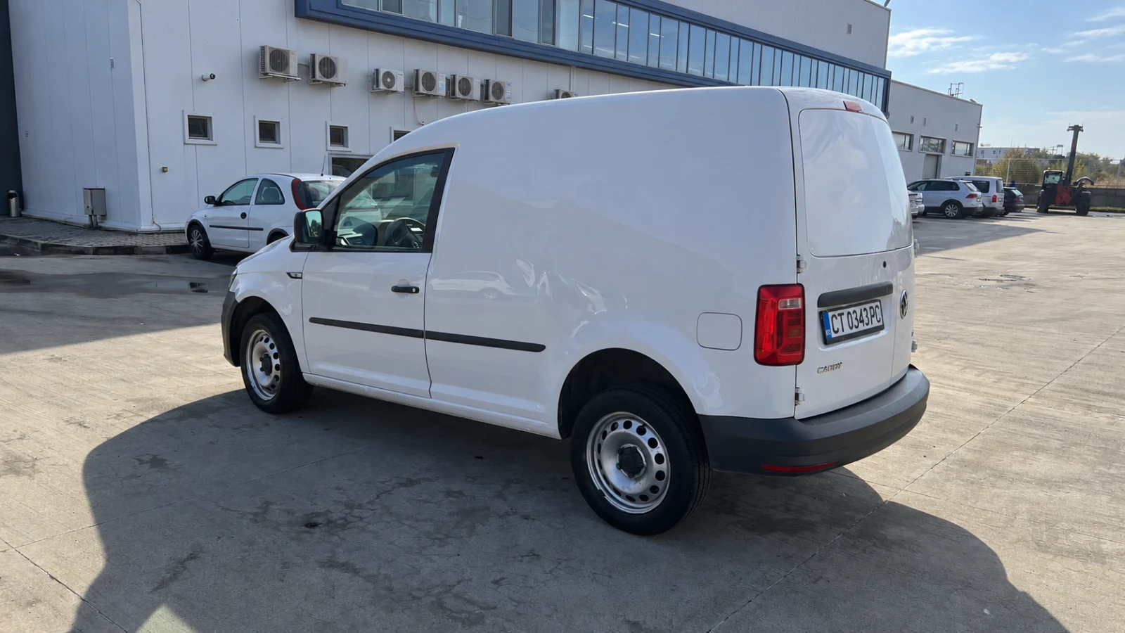 VW Caddy 2.0, снимка 3 - Автомобили и джипове - 56622319