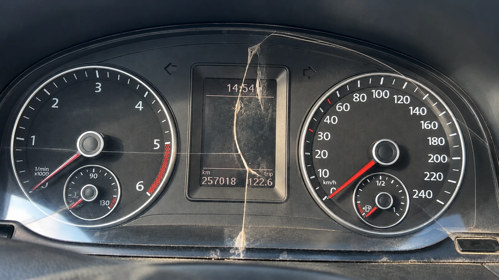 VW Caddy 2.0, снимка 8 - Автомобили и джипове - 56622319