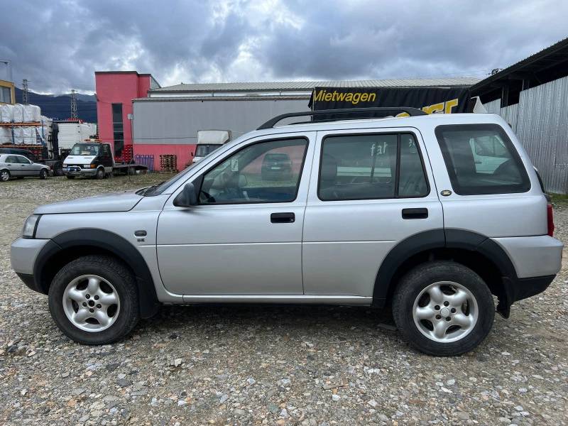 Land Rover Freelander 2.0 TD4 , снимка 8 - Автомобили и джипове - 44683663