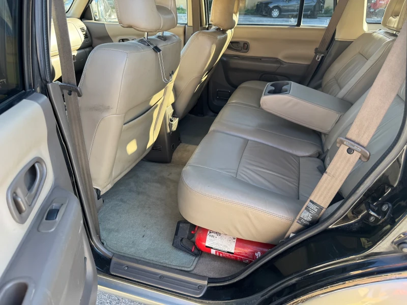 Mitsubishi Pajero sport, снимка 11 - Автомобили и джипове - 52631534