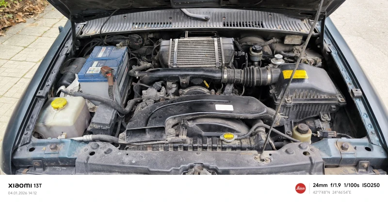 Kia Sportage 2.0 TD , снимка 3 - Автомобили и джипове - 52975846