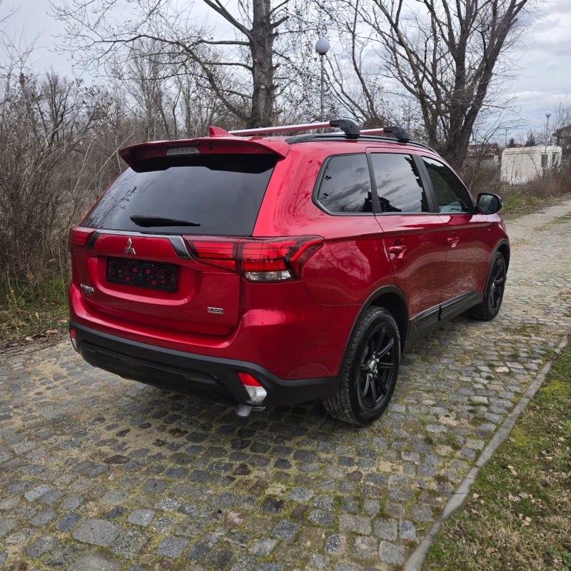 Mitsubishi Outlander 3.0L, AWD,  LIMITED, FULL, 7места, снимка 5 - Автомобили и джипове - 52998913
