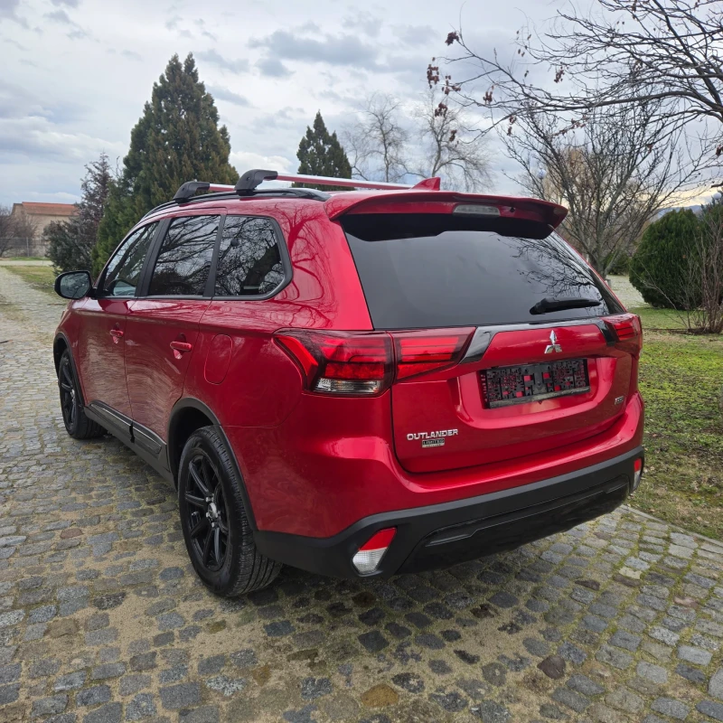 Mitsubishi Outlander 3.0L, AWD,  LIMITED, FULL, 7места, снимка 7 - Автомобили и джипове - 52998913