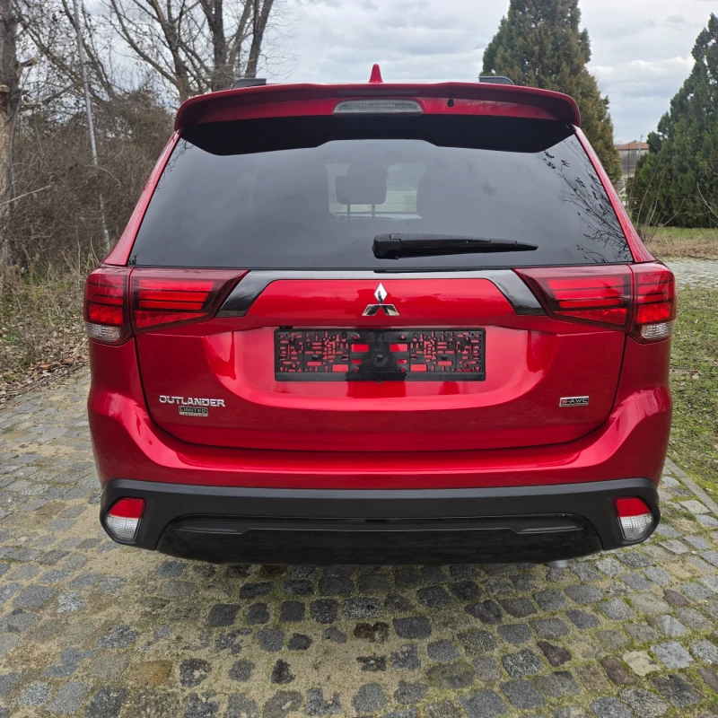Mitsubishi Outlander 3.0L, AWD,  LIMITED, FULL, 7места, снимка 6 - Автомобили и джипове - 52998913