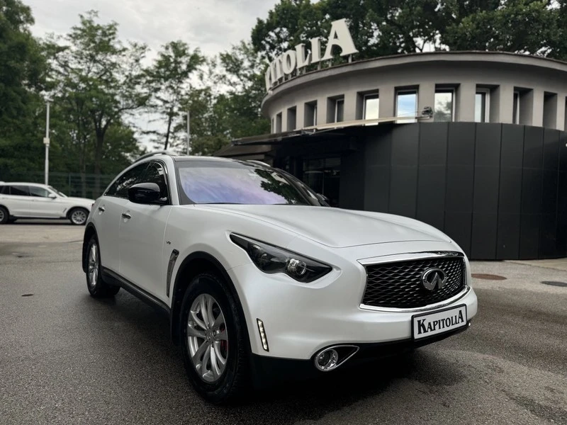 Infiniti QX70, снимка 1 - Автомобили и джипове - 46058094