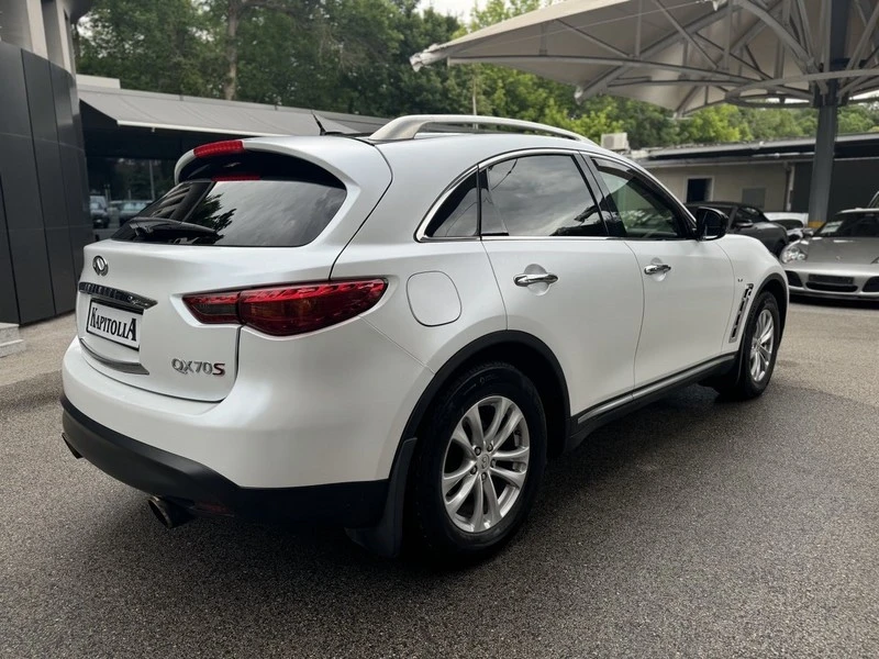 Infiniti QX70, снимка 5 - Автомобили и джипове - 46058094