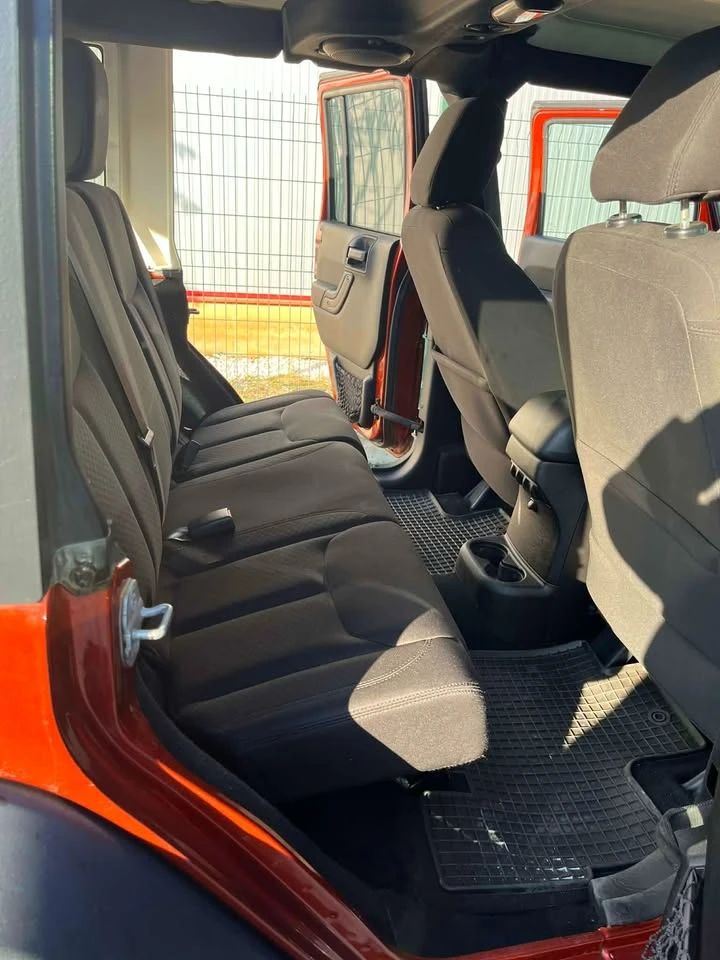 Jeep Wrangler 3.6 Unlimited Sport, снимка 13 - Автомобили и джипове - 52086945