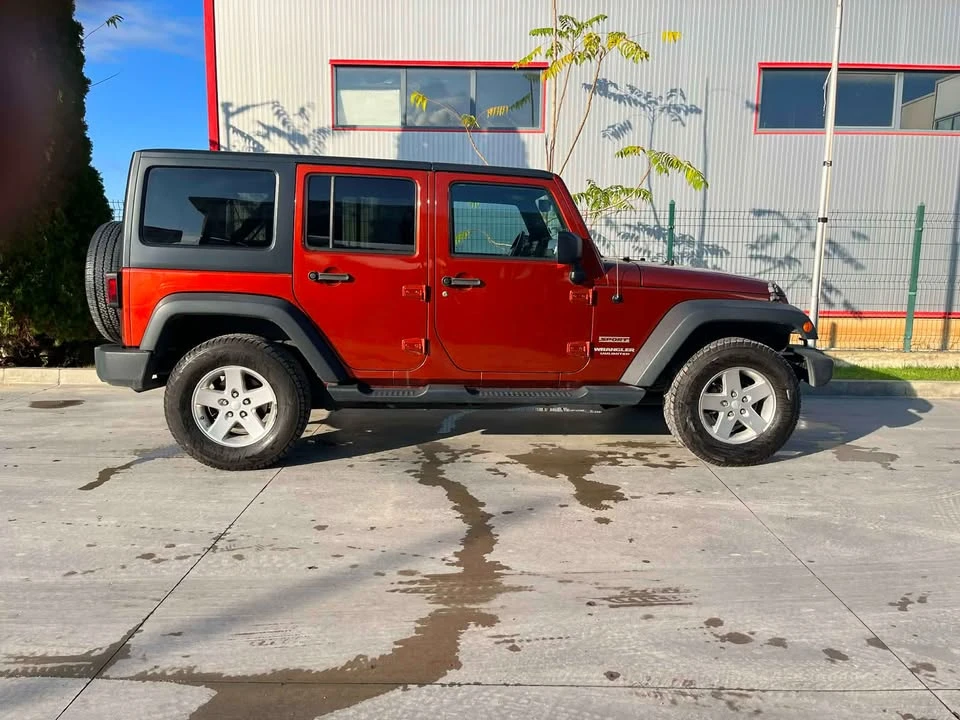 Jeep Wrangler 3.6 Unlimited Sport, снимка 1