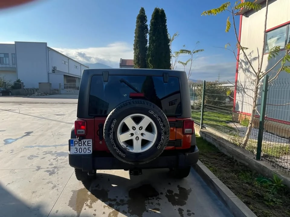 Jeep Wrangler 3.6 Unlimited Sport - изображение 6