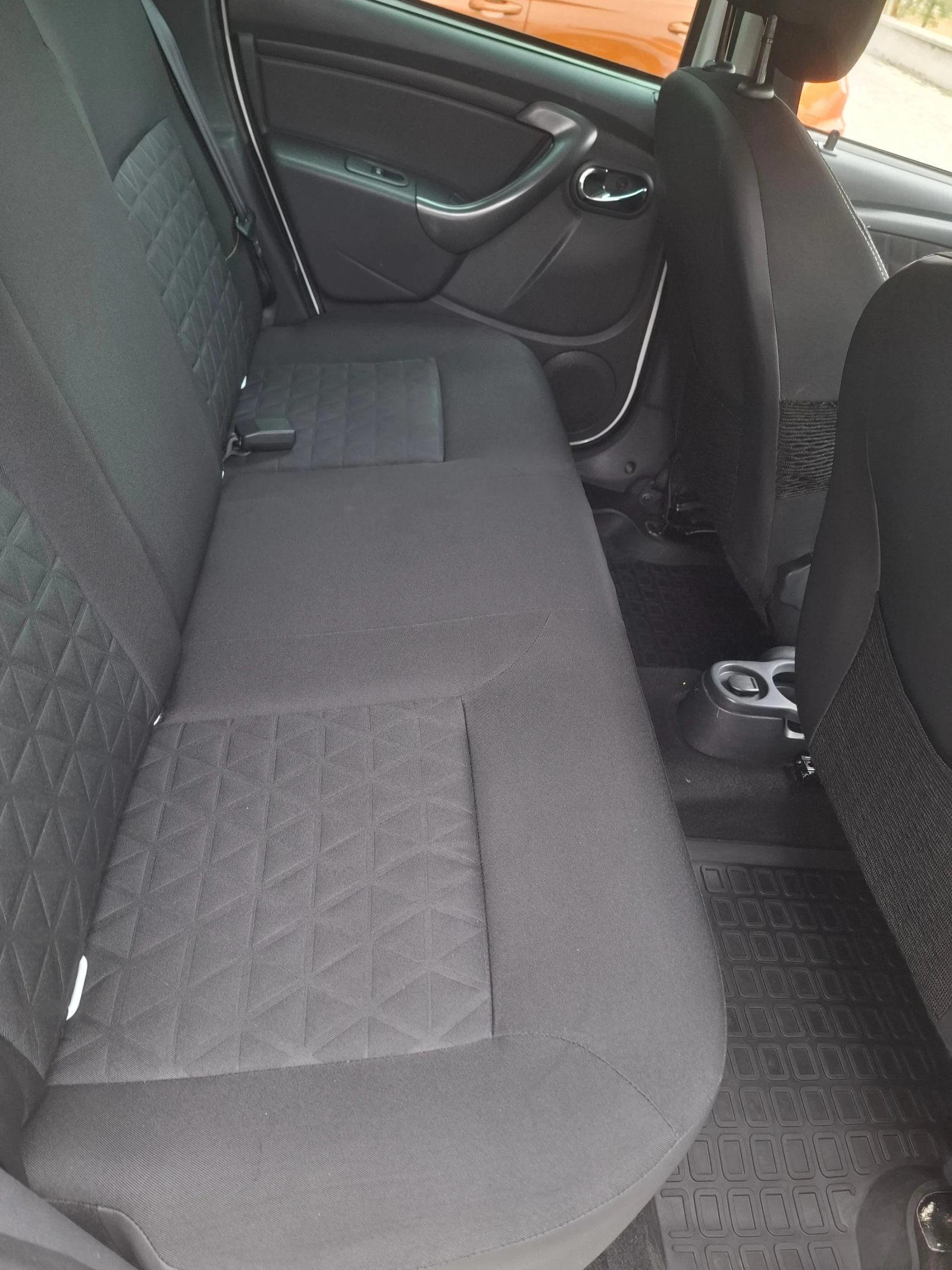 Dacia Duster 1.5 dCI - изображение 8